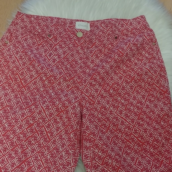 Chico's Serene Stretch Crop Capri Pant - Picture 3 of 9